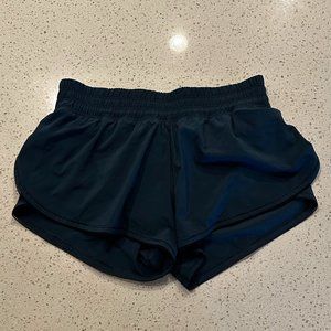 NEW - Lululemon Seek The Heat Short II (2.5”) - Submarine Size 4